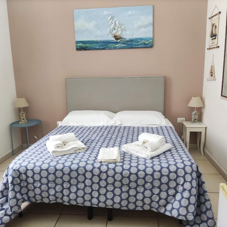 Mediterraneo Camere Otranto Buitenkant foto